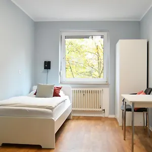 1, 2, Sleep Messe Nuremberga